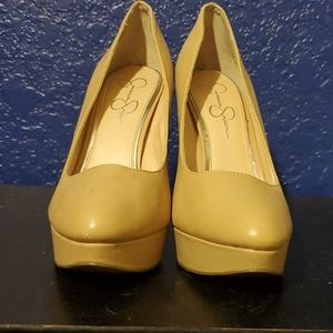 Jessica Simpson Heels Badge